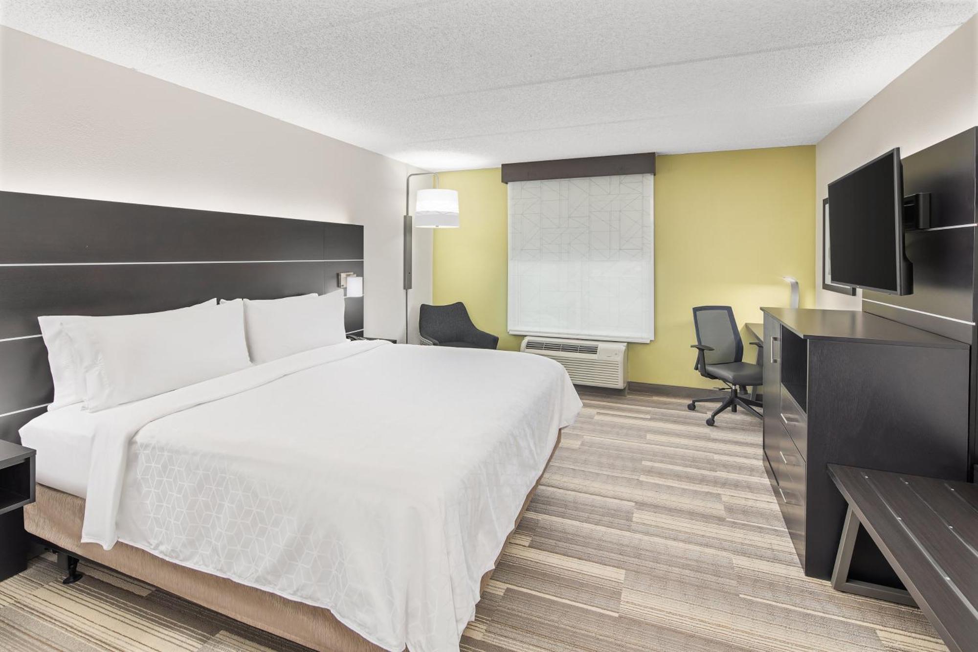 Express & Greenville-i-85 & Woodruff Road By Ihg Hotel 2*